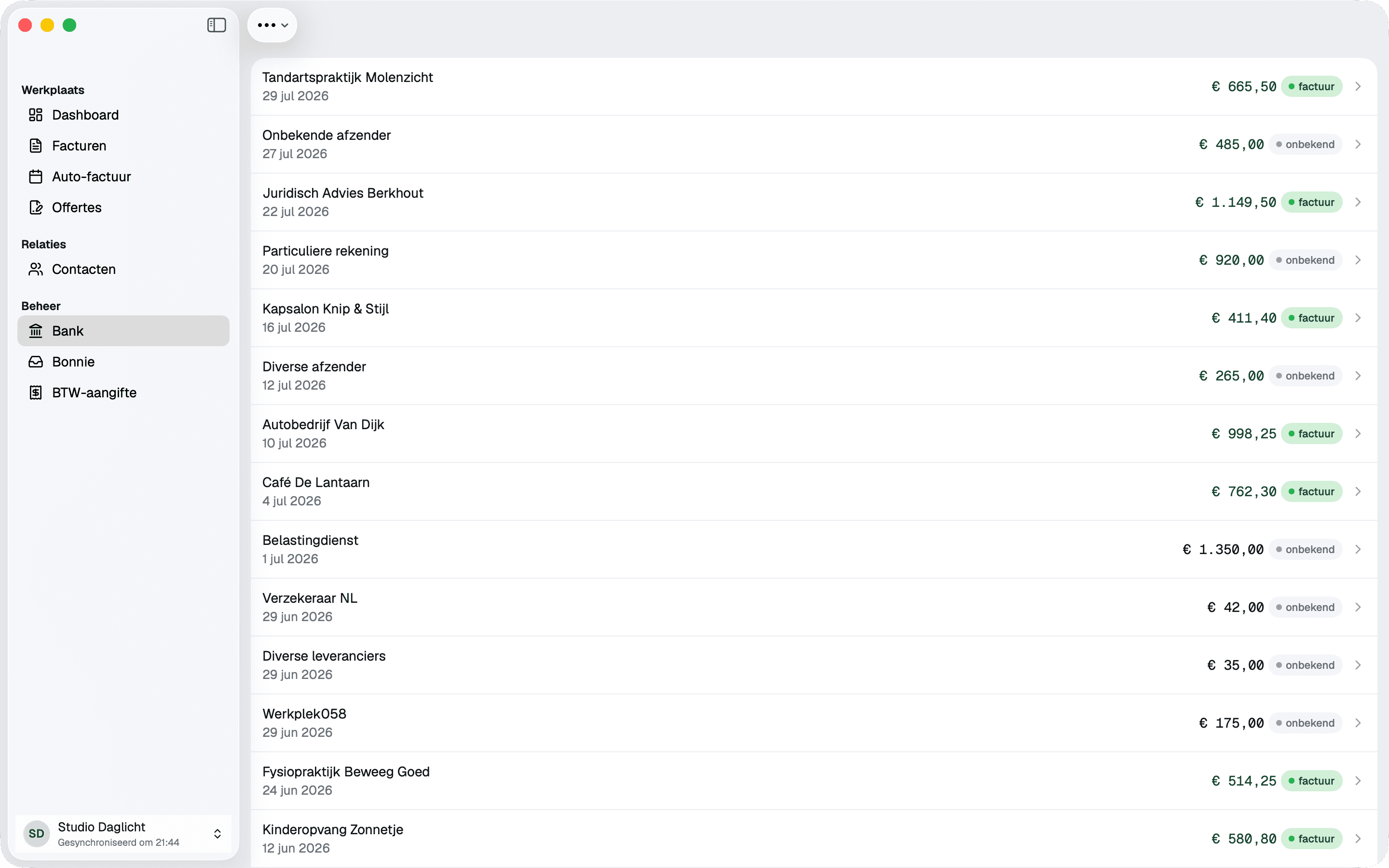 Banktransacties in de Mac-app, gekoppeld aan facturen.