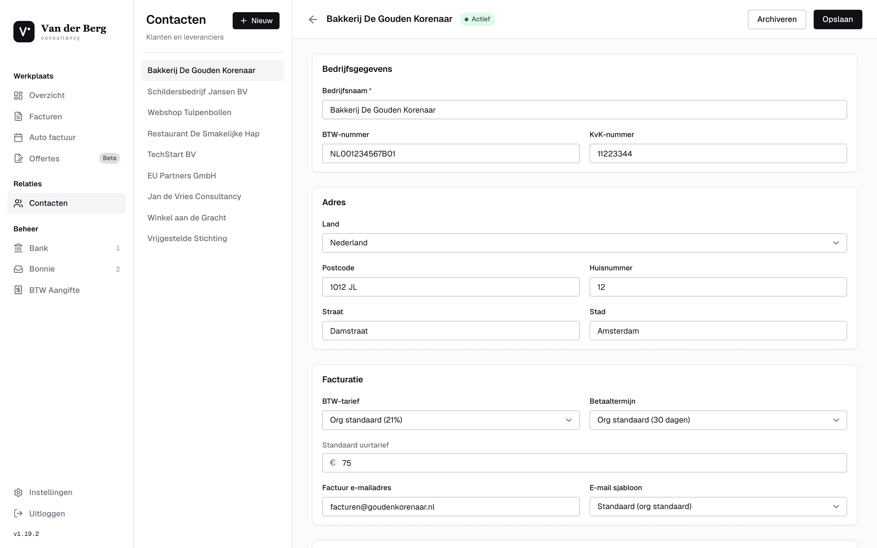 Klantdetail in Factabel met facturatie-instellingen en contactpersonen